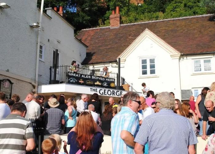 The George Hotel