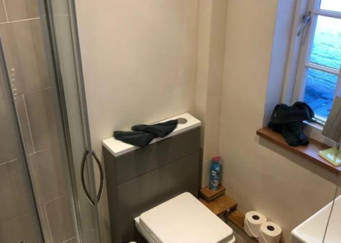 Bramble Cottage With Free Parking