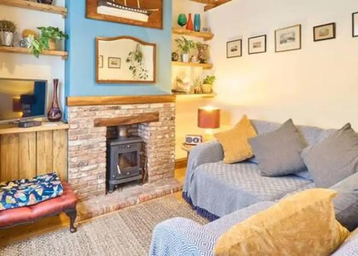 Host Stay Ethelbert Cottage