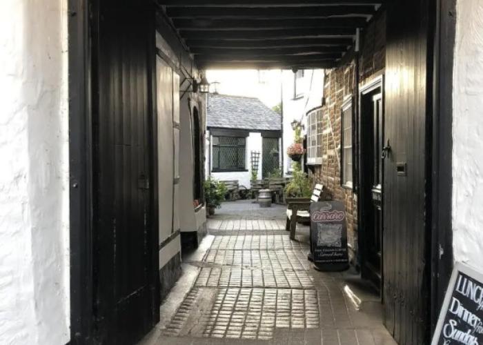 The Tree Inn