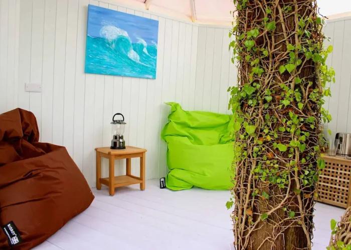 Atlantic Surf Pods - Campsite