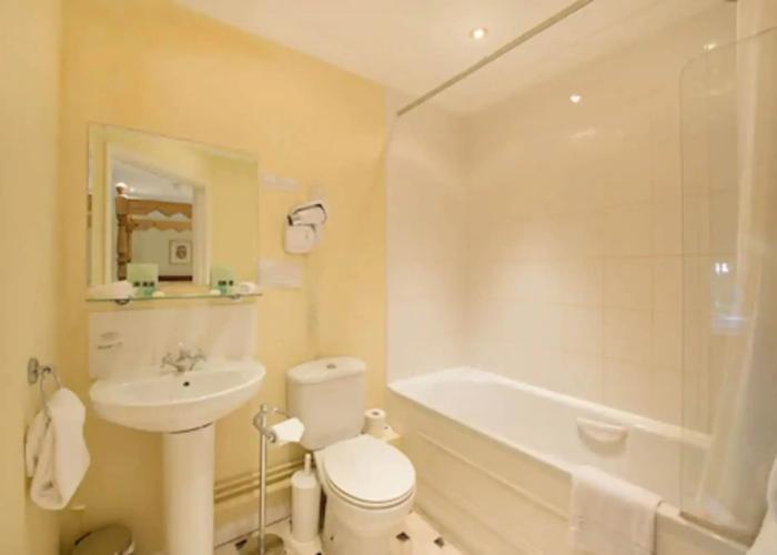 Moorhill House Hotel