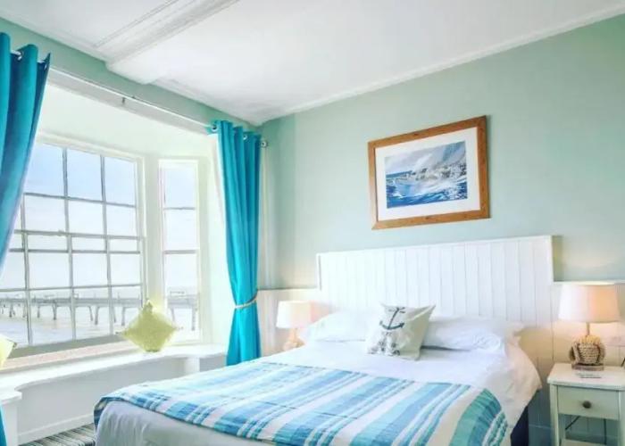 The Clarendon Hotel
