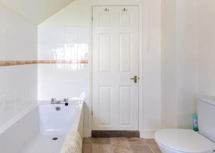 2 b&b 40 Percent off Weekly Half Price Monthly