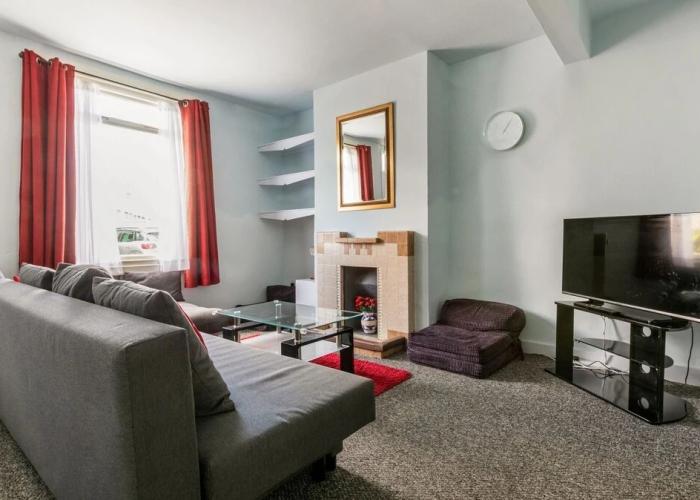 2 b&b 40 Percent off Weekly Half Price Monthly