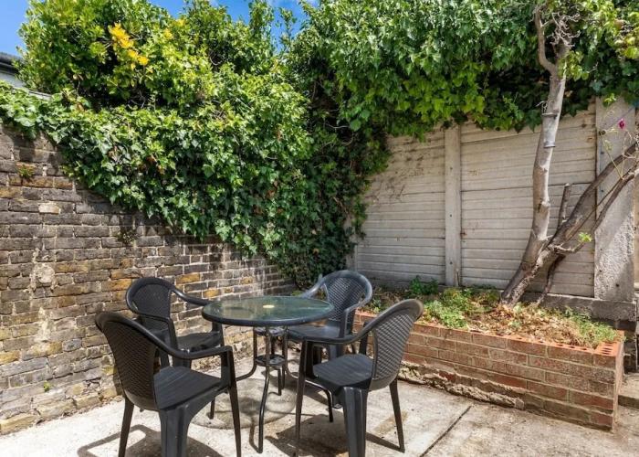 2 b&b 40 Percent off Weekly Half Price Monthly