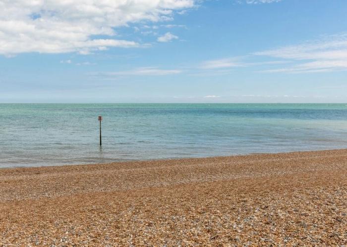 2 b&b 40 Percent off Weekly Half Price Monthly