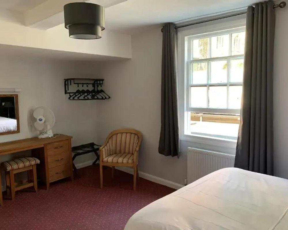 фото The Castle Hotel