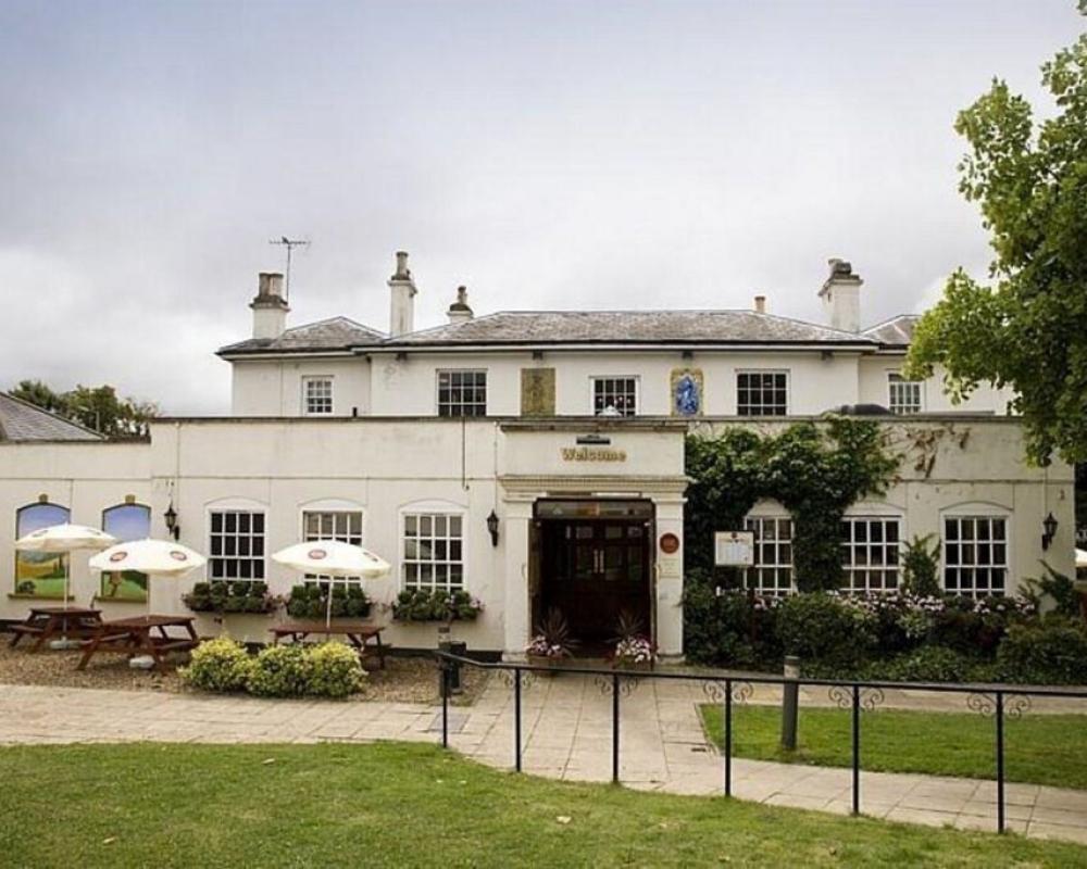 Premier Inn Epsom Central