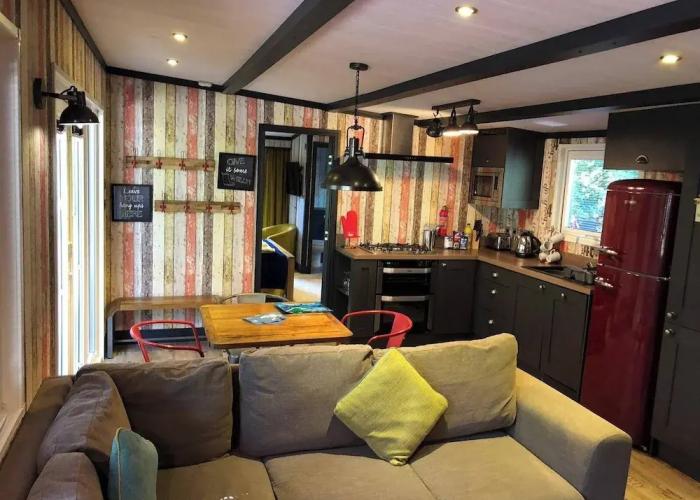 Pet Friendly Lodge - Sleeps6 - Long Stay Discount