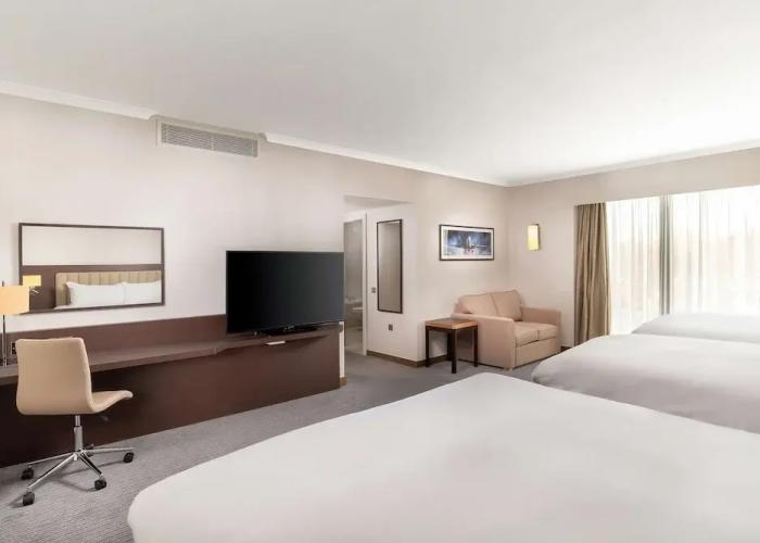 Hilton London Gatwick Airport