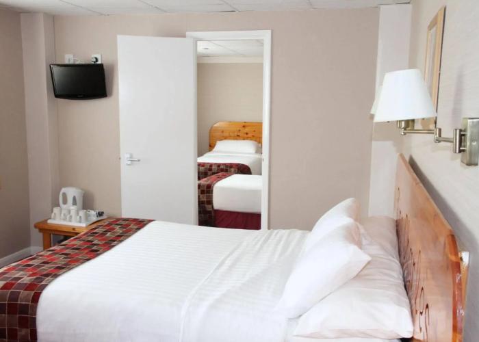 King Charles Hotel