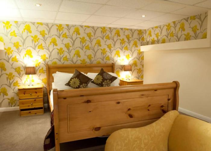 King Charles Hotel
