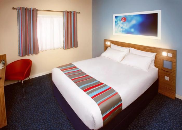Travelodge Medway M2