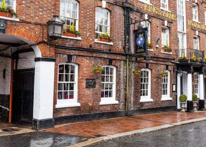 The Kings Arms and Royal Hotel, Godalming, Surrey
