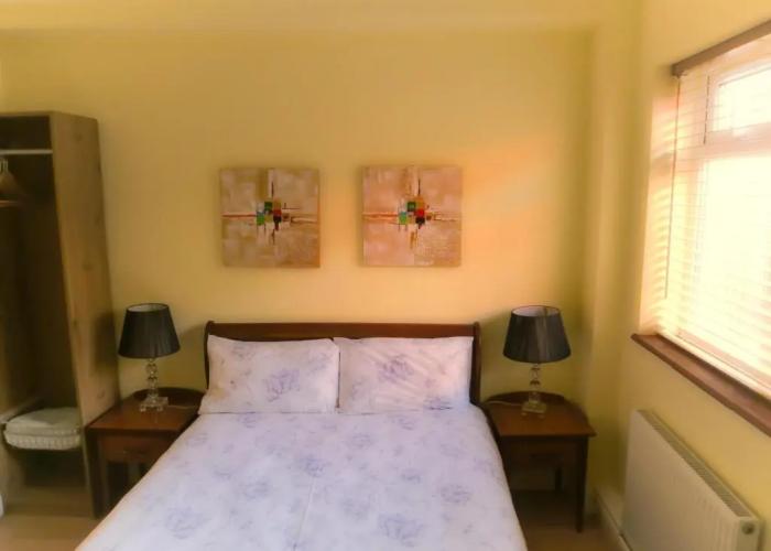 The Godalming Hotel