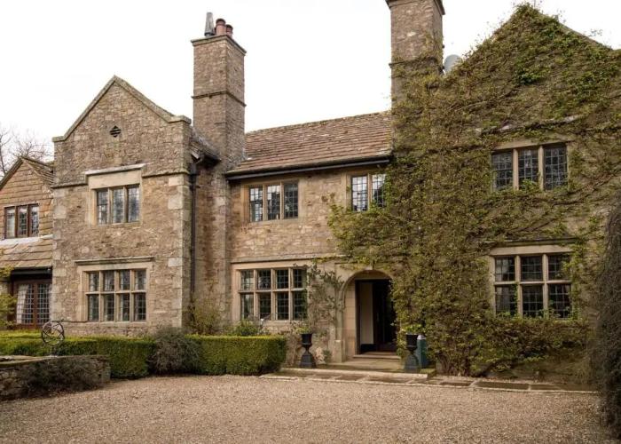 Stone House Hotel