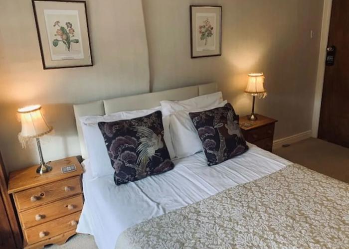 OYO Cocketts Hotel