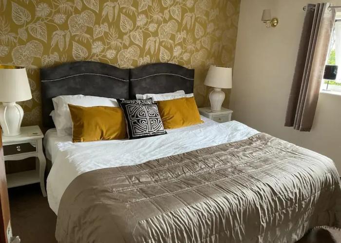 OYO Cocketts Hotel