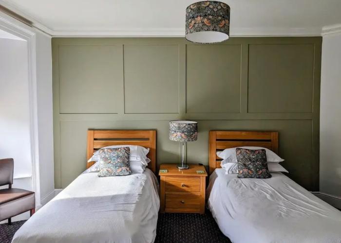 The White Hart Inn