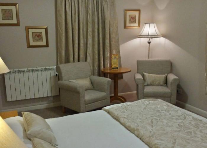 Sturdy's Castle Country Inn
