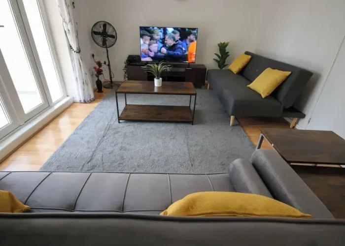10min to Oxford - 3 Bedrooms - Sleeps 7 - Pets Ok