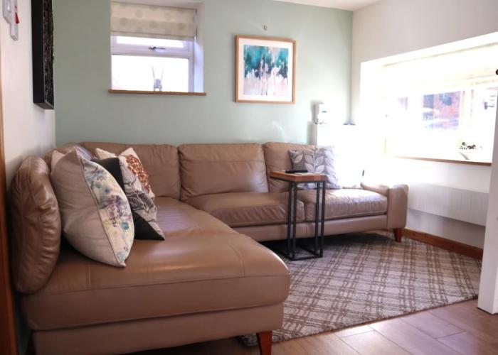 Charming 2-bed Cottage, Beautiful Views, Knutsford
