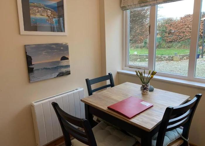 1 Bed-pet Friendly-parking-patio-close to Coasts