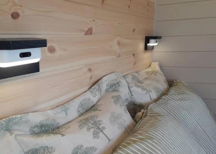 Hornbeam Eco Cabin - Sleeps 2 - Valley View