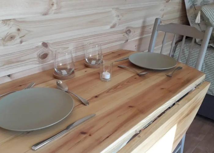 Hornbeam Eco Cabin - Sleeps 2 - Valley View