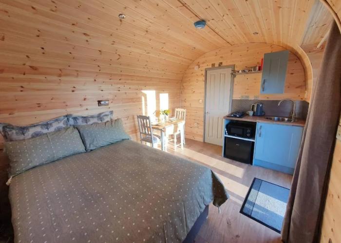 Rowan - Luxury Eco Pod at Trewithen Farm Glamping