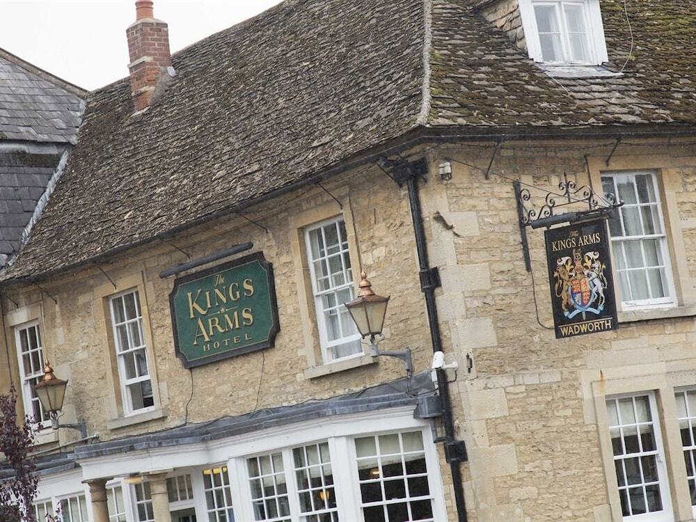 The Kings Arms Hotel - Inn