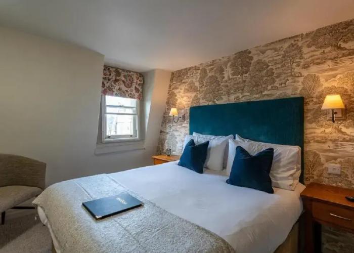The Kings Arms Hotel - Inn