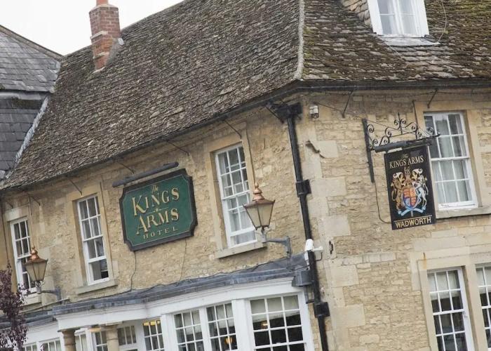 The Kings Arms Hotel - Inn