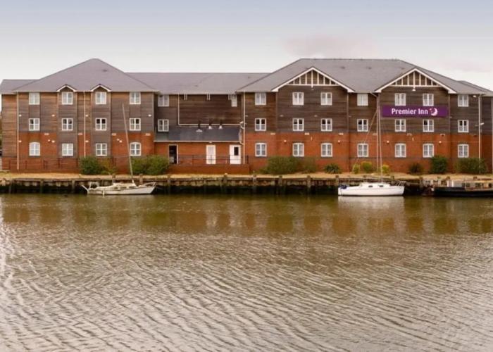 Premier Inn Isle Of Wight - Newport