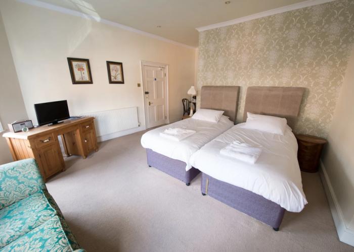 Hewitt's Restaurant & Rooms