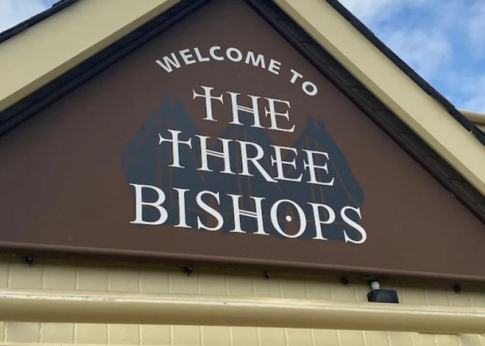 Three Bishops Inn
