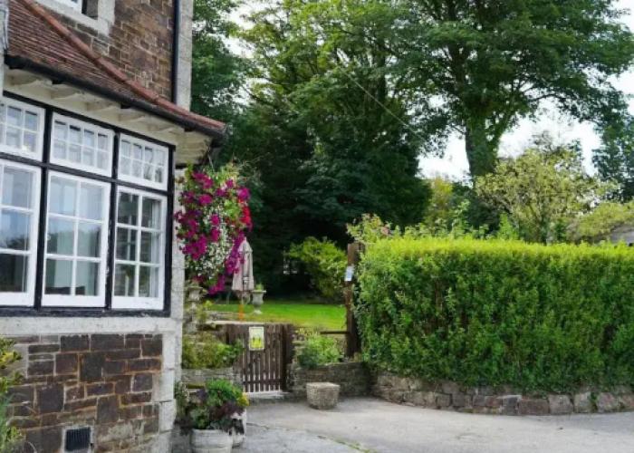 The Fox & Hounds Hotel