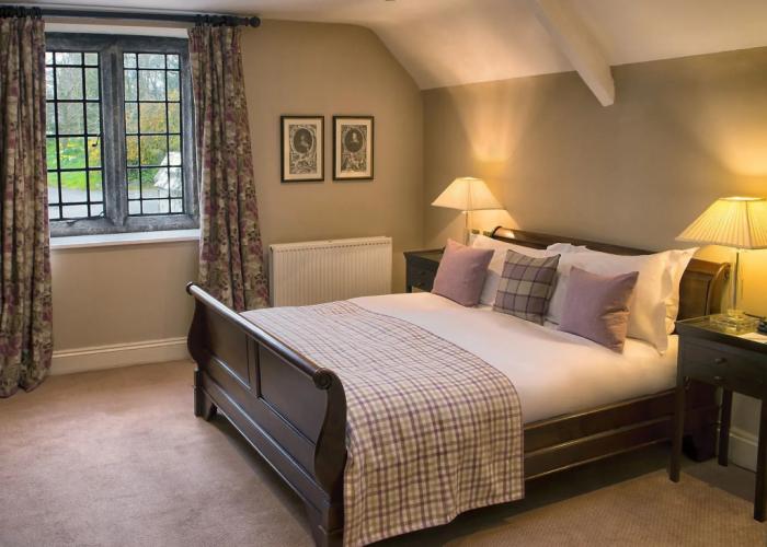 Lewtrenchard Manor Hotel
