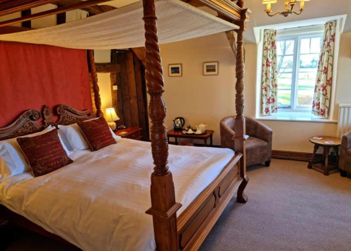 Collaven Manor Hotel