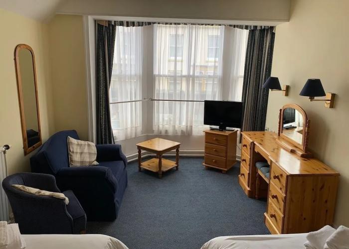Yelf's Hotel