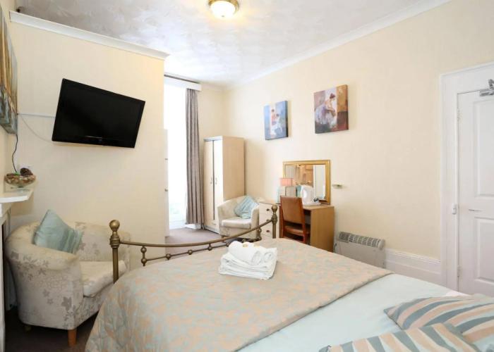 Dorset Hotel