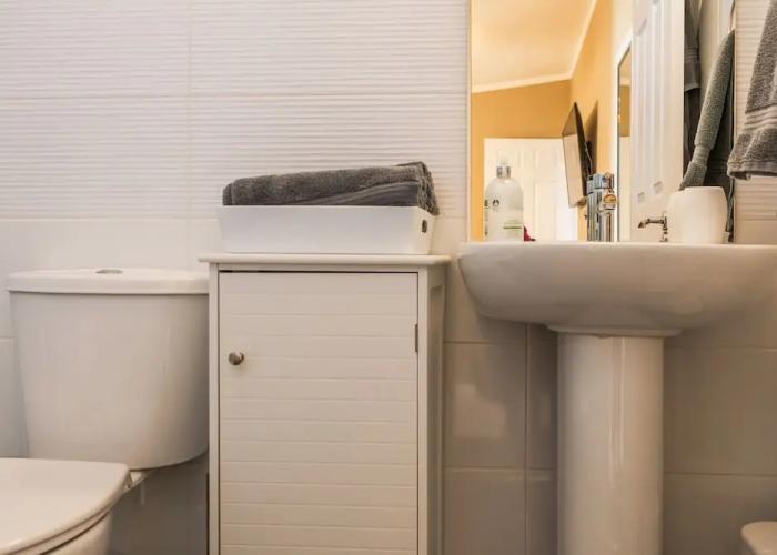 St Helens - Lodge - Sleeps 4 - Pets Allowed - Pool