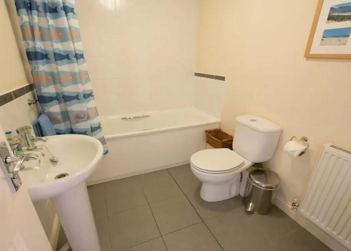 Oysters Sleeps 6 Modern Villa & Dog Friendly