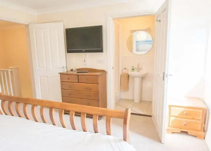 Oysters Sleeps 6 Modern Villa & Dog Friendly