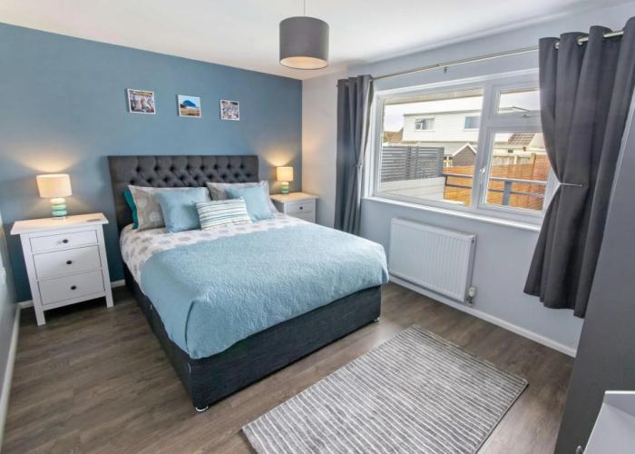 Sandbanks Sleeps 4 Beach Pass & 1 Dog