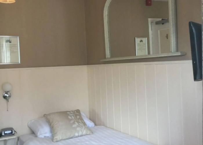 The Groveside Guest House