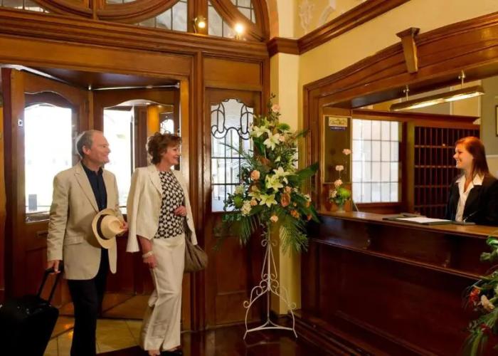 The Victoria Hotel & Source Spa