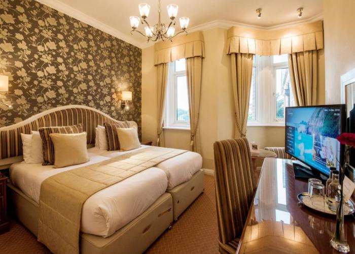 The Victoria Hotel & Source Spa