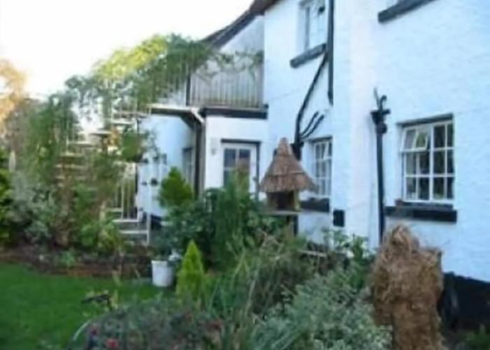 Southern Cross Guest House
